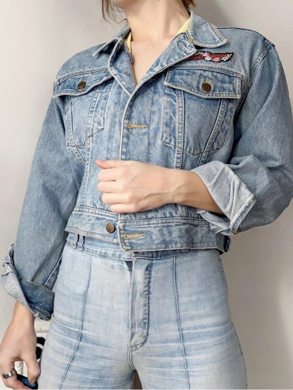 Vintage 80s denim jacket w/ Harley Davidson patches
